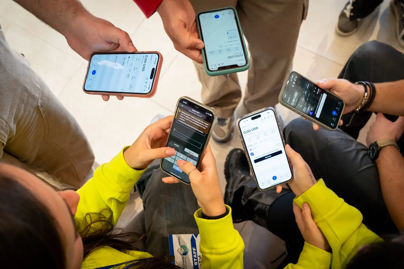 Partecipanti aprono il wallet